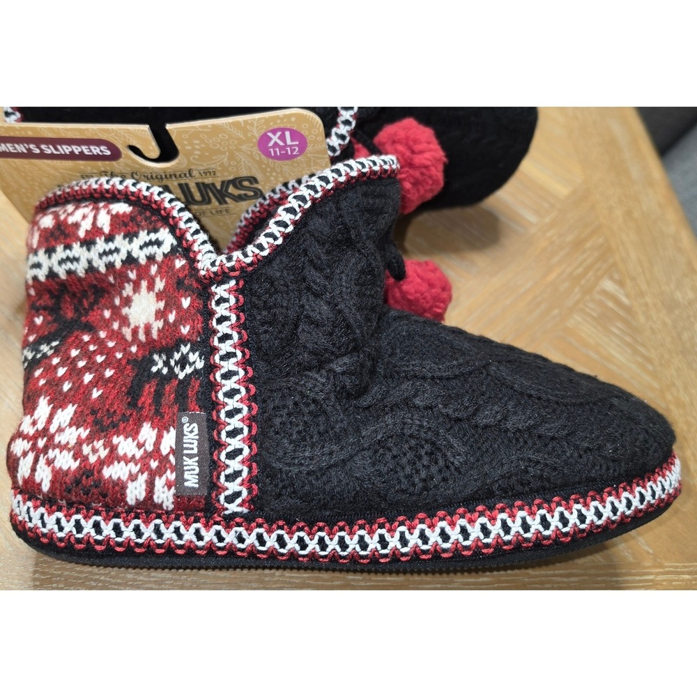 Muk Luks Womens Slipper Booties Black Red Fair Isle Reindeer Pom Pom XL11-12 NWT